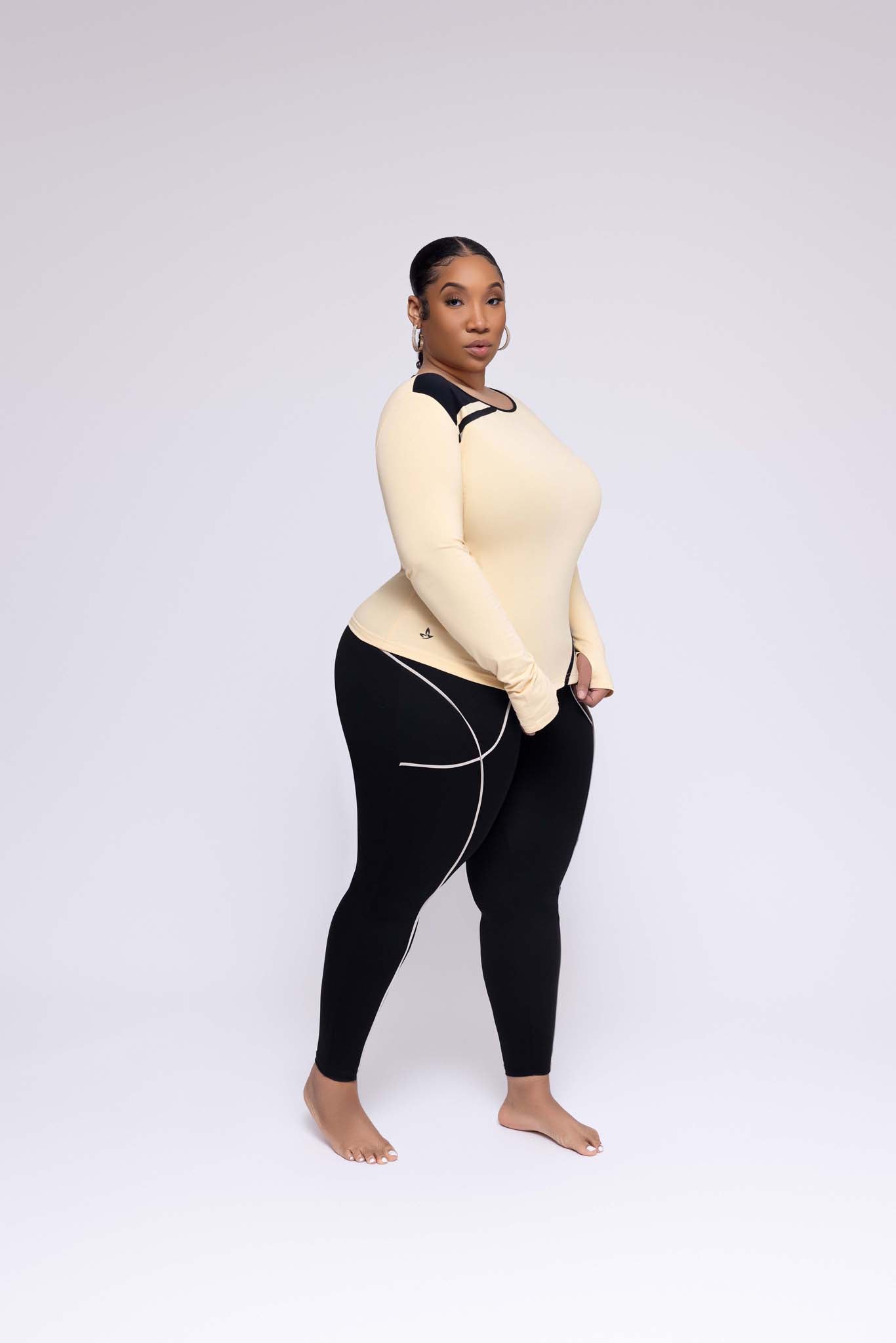 V-Neck Contrast Top (Cream)