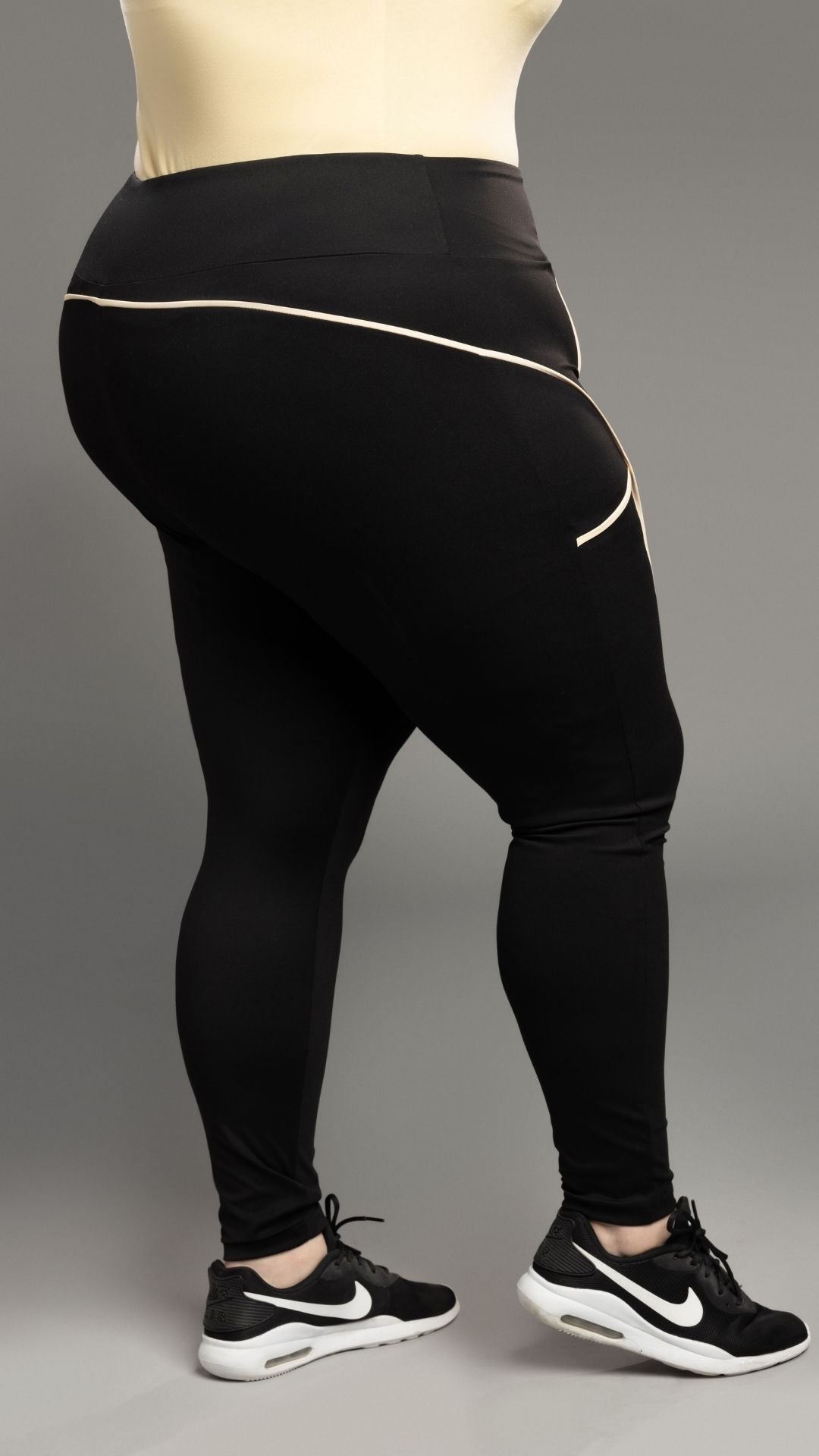 Stitched Black Leggings w/ Piping