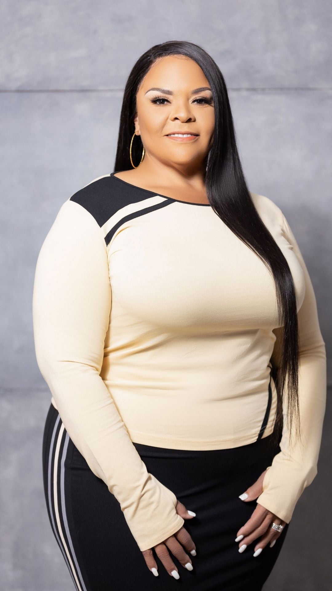 V-Neck Contrast Top (Cream)